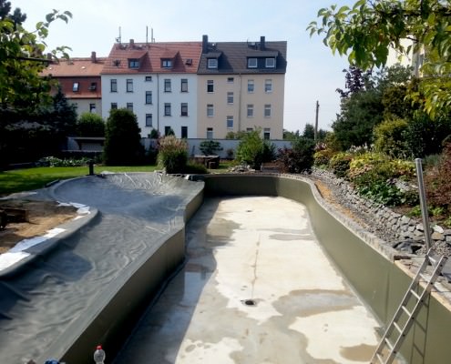 Schwimmteich Bauablauf im Grossraum Leipzig 6